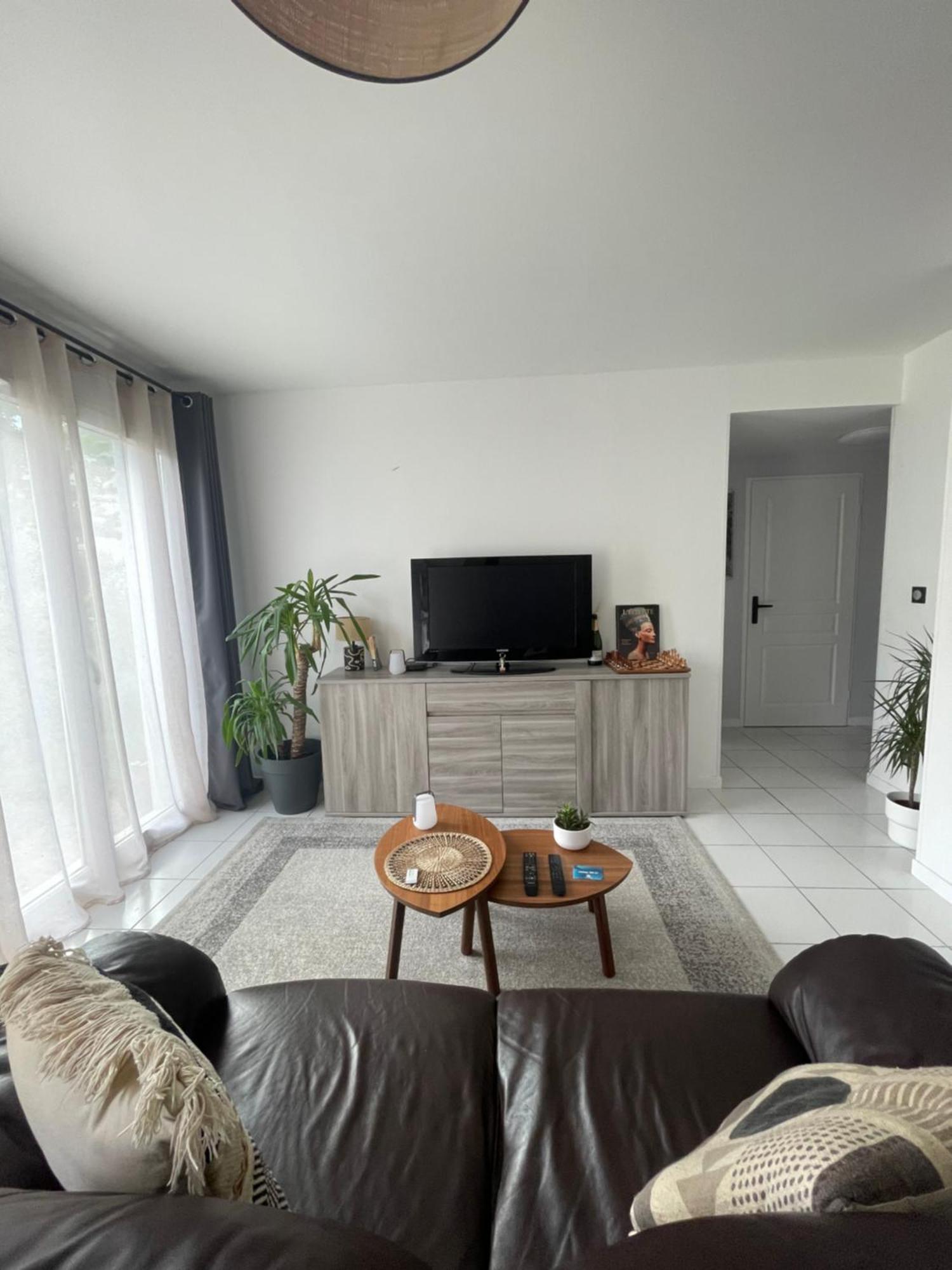 Appartement De Luca Saint-Andre-de-Cubzac Luaran gambar