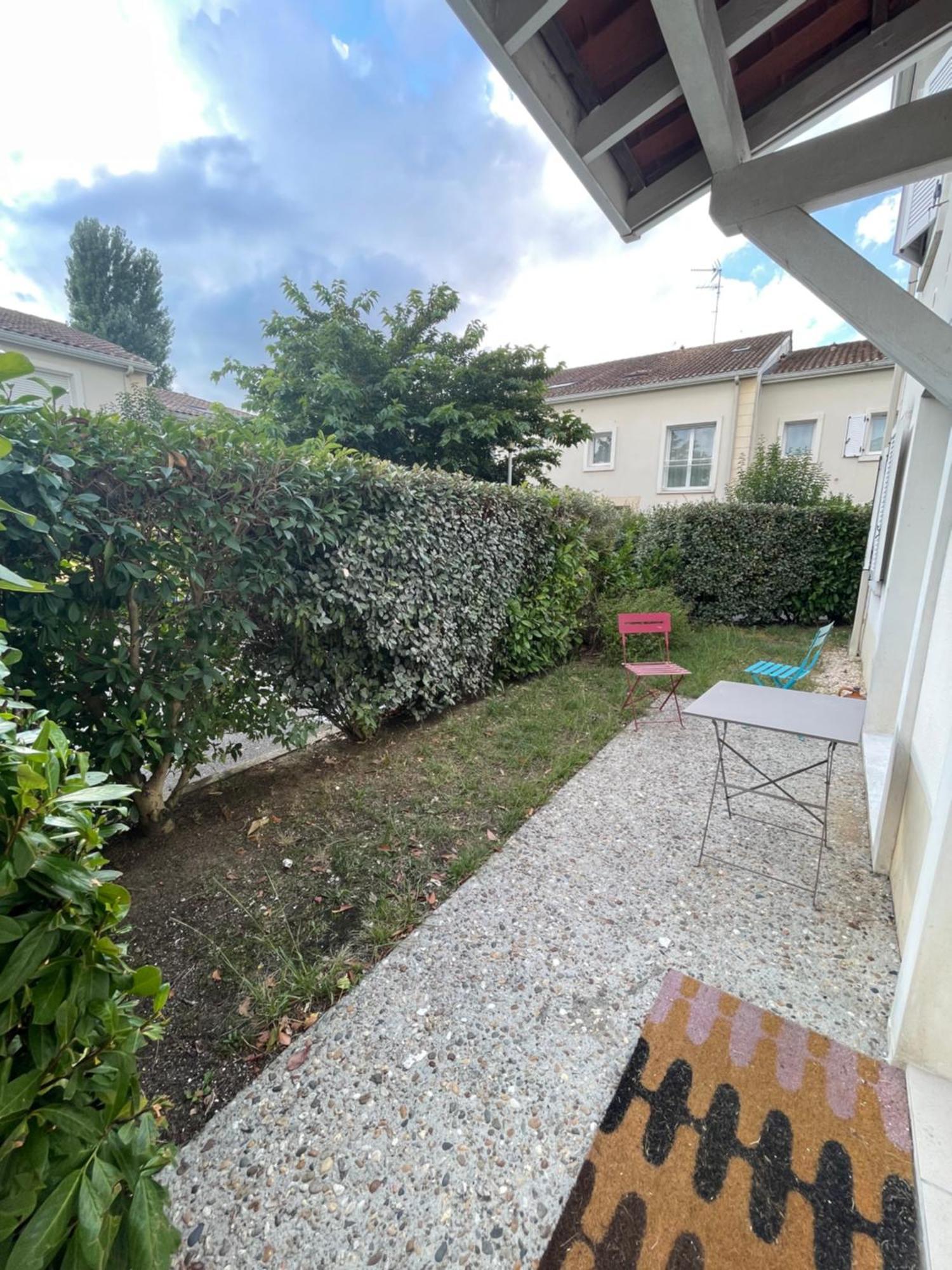 Appartement De Luca Saint-Andre-de-Cubzac Luaran gambar